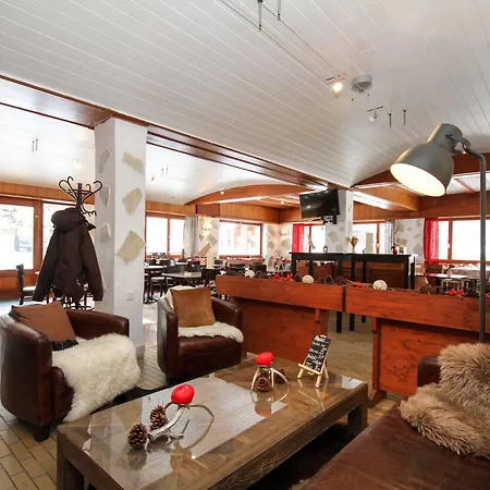 Pointe De Ξενοδοχείο 2*